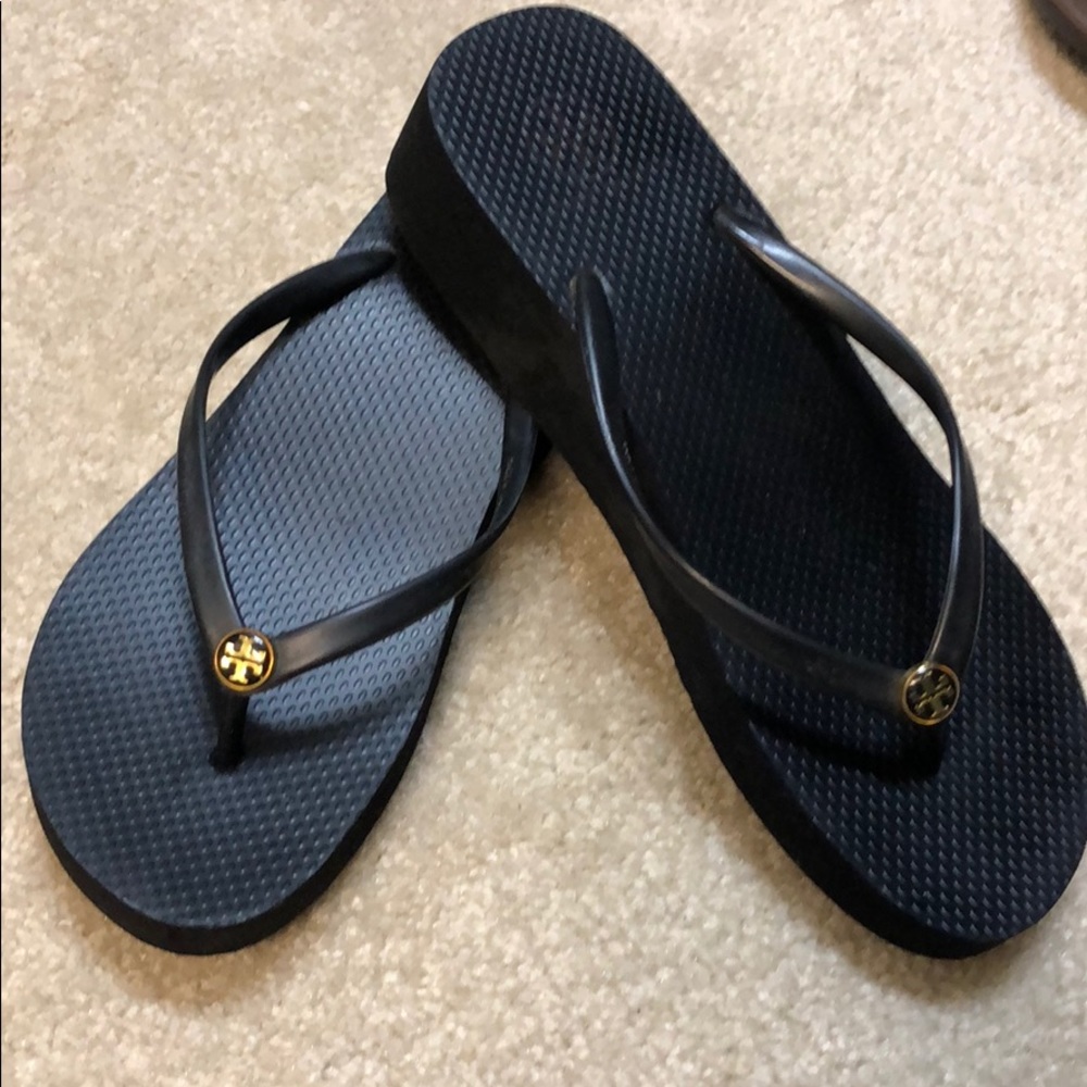 Tori Burch flip flop